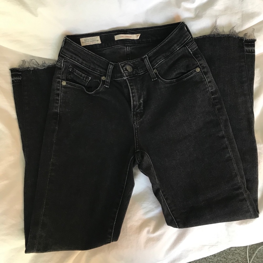 Levi’s Curvy Straight Jean